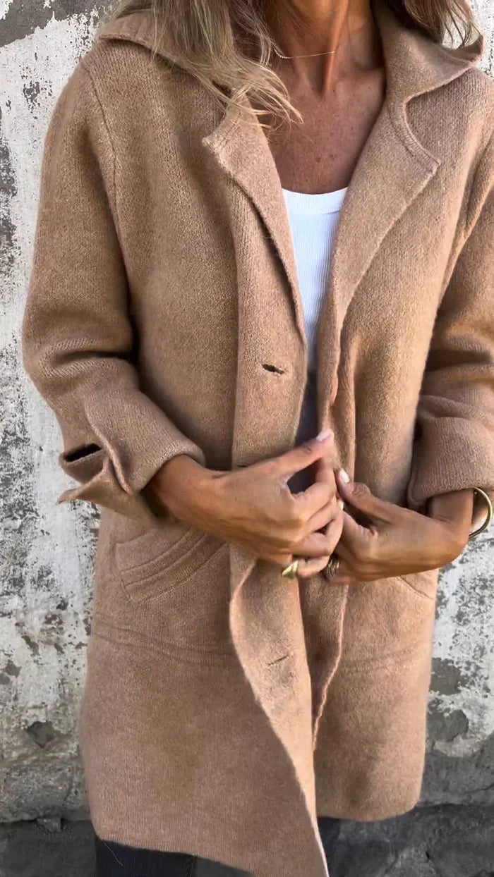 Bella – Buttoned Blazer Jacket